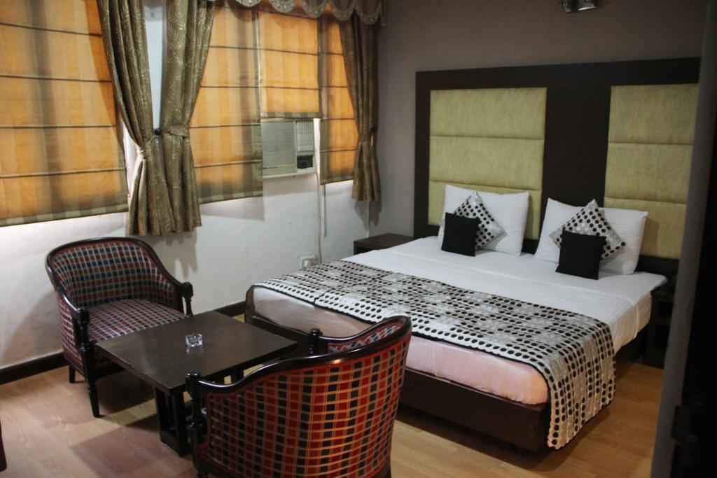 Hotel Amar Inn- Lajpat Nagar Central Market New Delhi Kamer foto