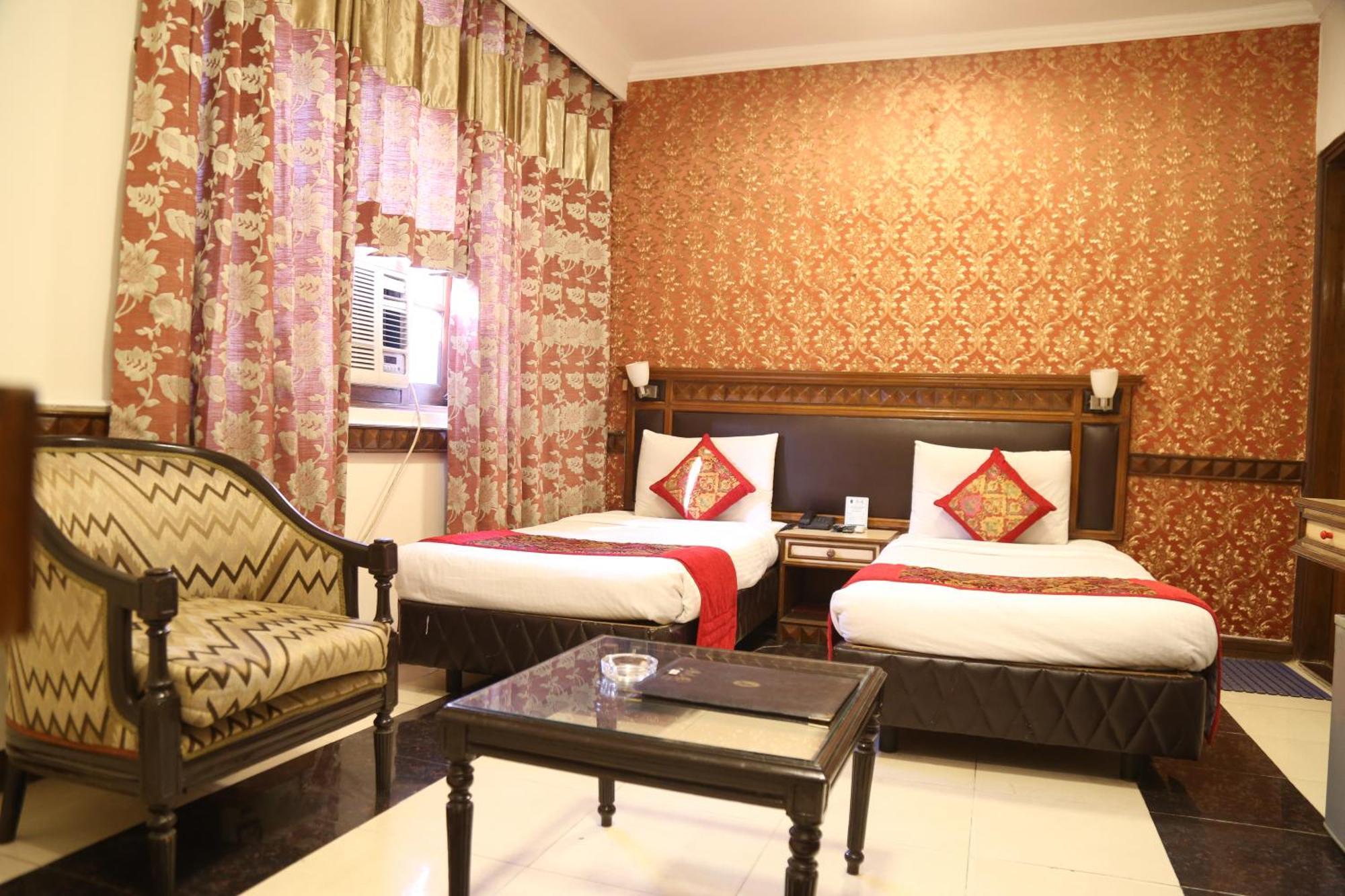 Hotel Amar Inn- Lajpat Nagar Central Market New Delhi Buitenkant foto