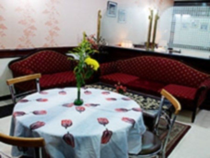 Hotel Amar Inn- Lajpat Nagar Central Market New Delhi Buitenkant foto