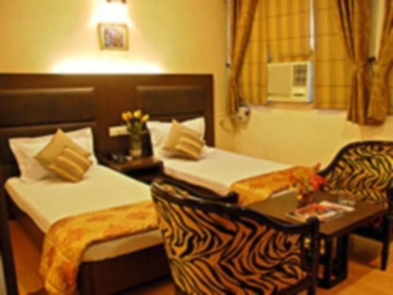 Hotel Amar Inn- Lajpat Nagar Central Market New Delhi Buitenkant foto