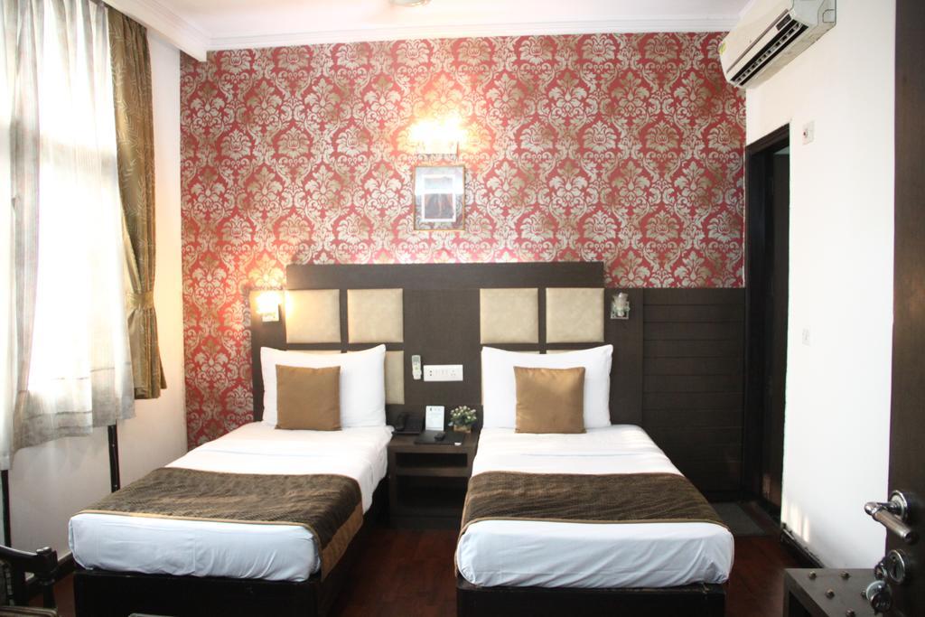 Hotel Amar Inn- Lajpat Nagar Central Market New Delhi Buitenkant foto